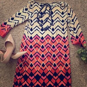 Patterned midi dress and necklace bundle
